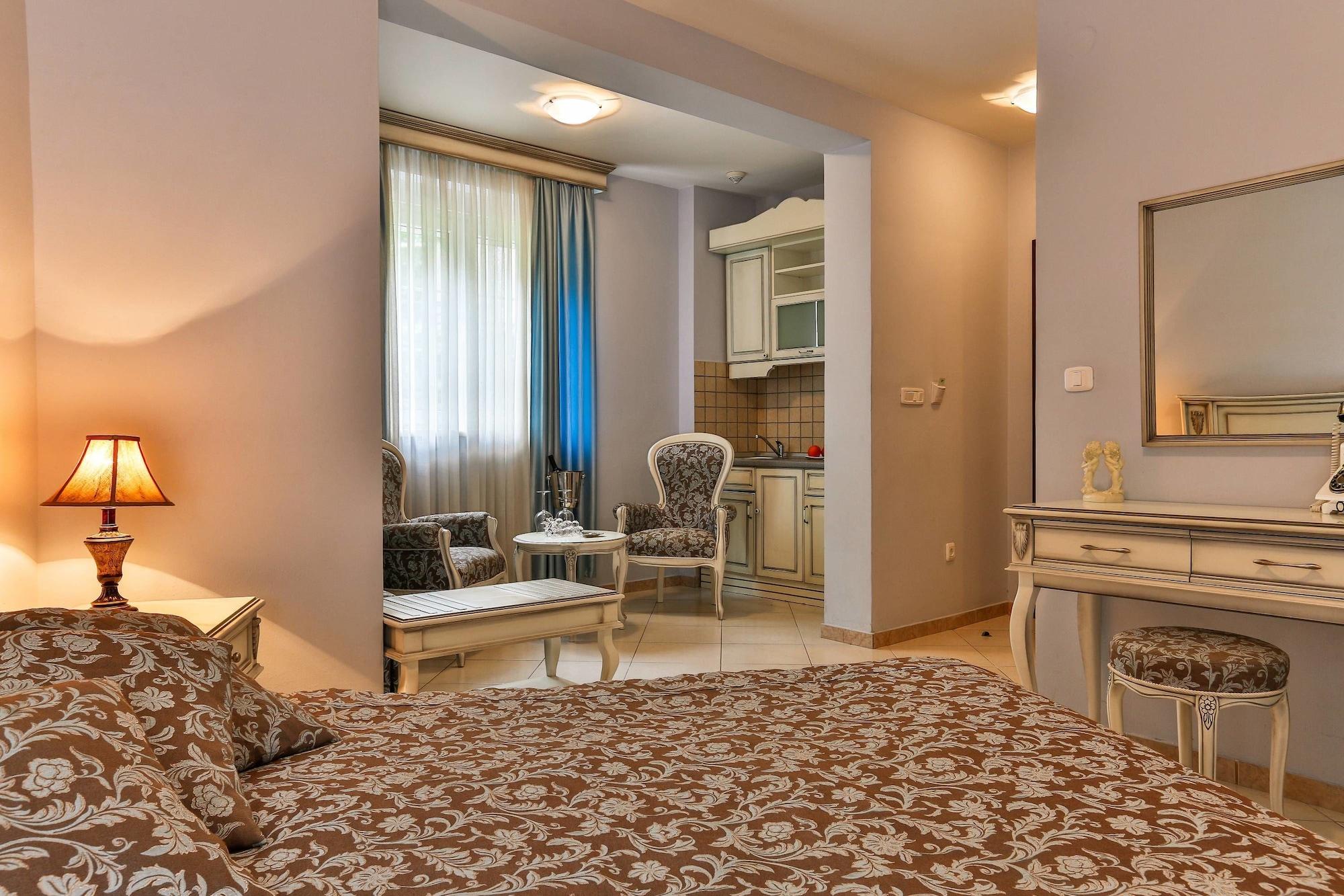בודווה Villa Imperija Guesthouse מראה חיצוני תמונה