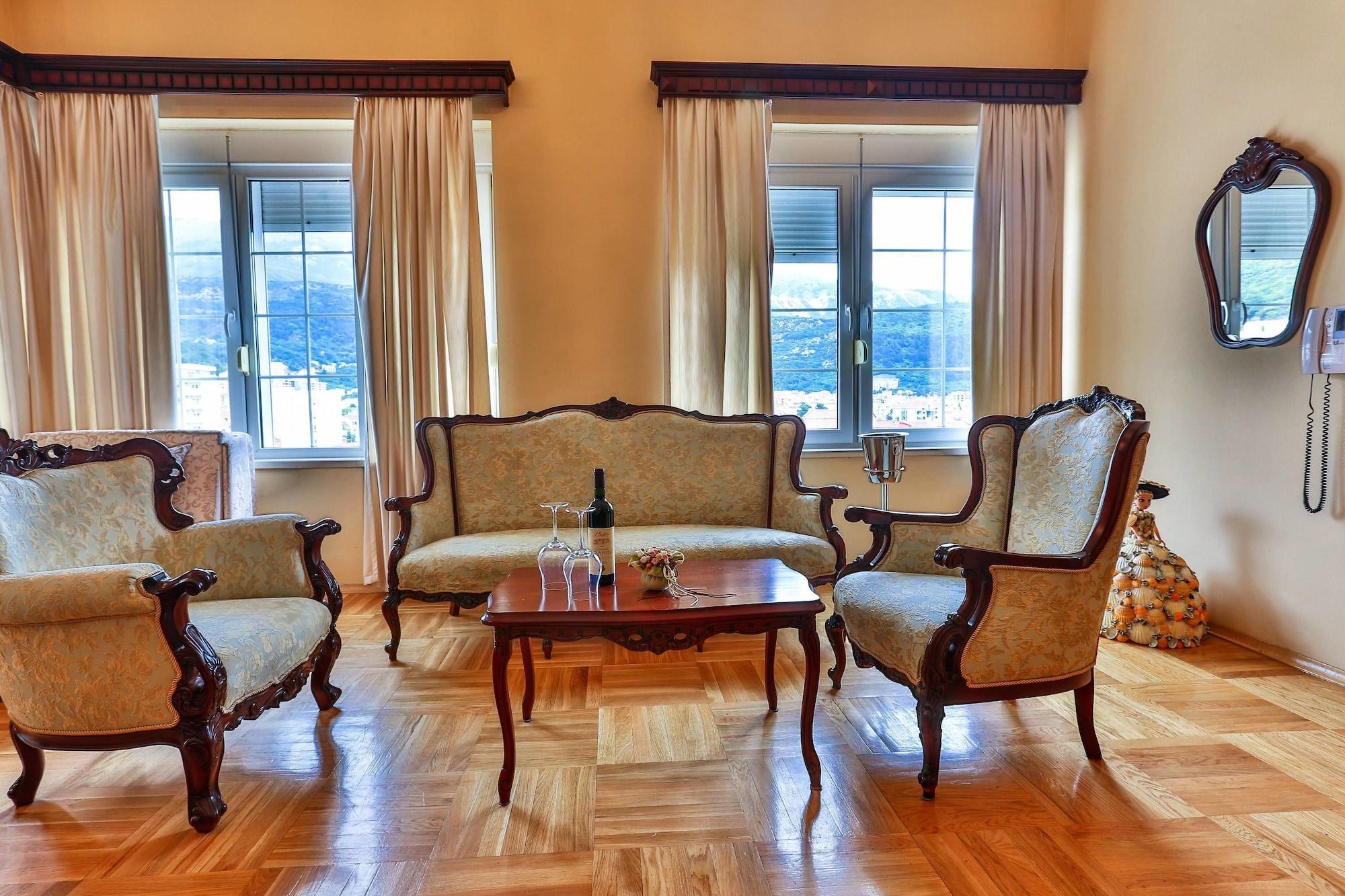 בודווה Villa Imperija Guesthouse מראה חיצוני תמונה