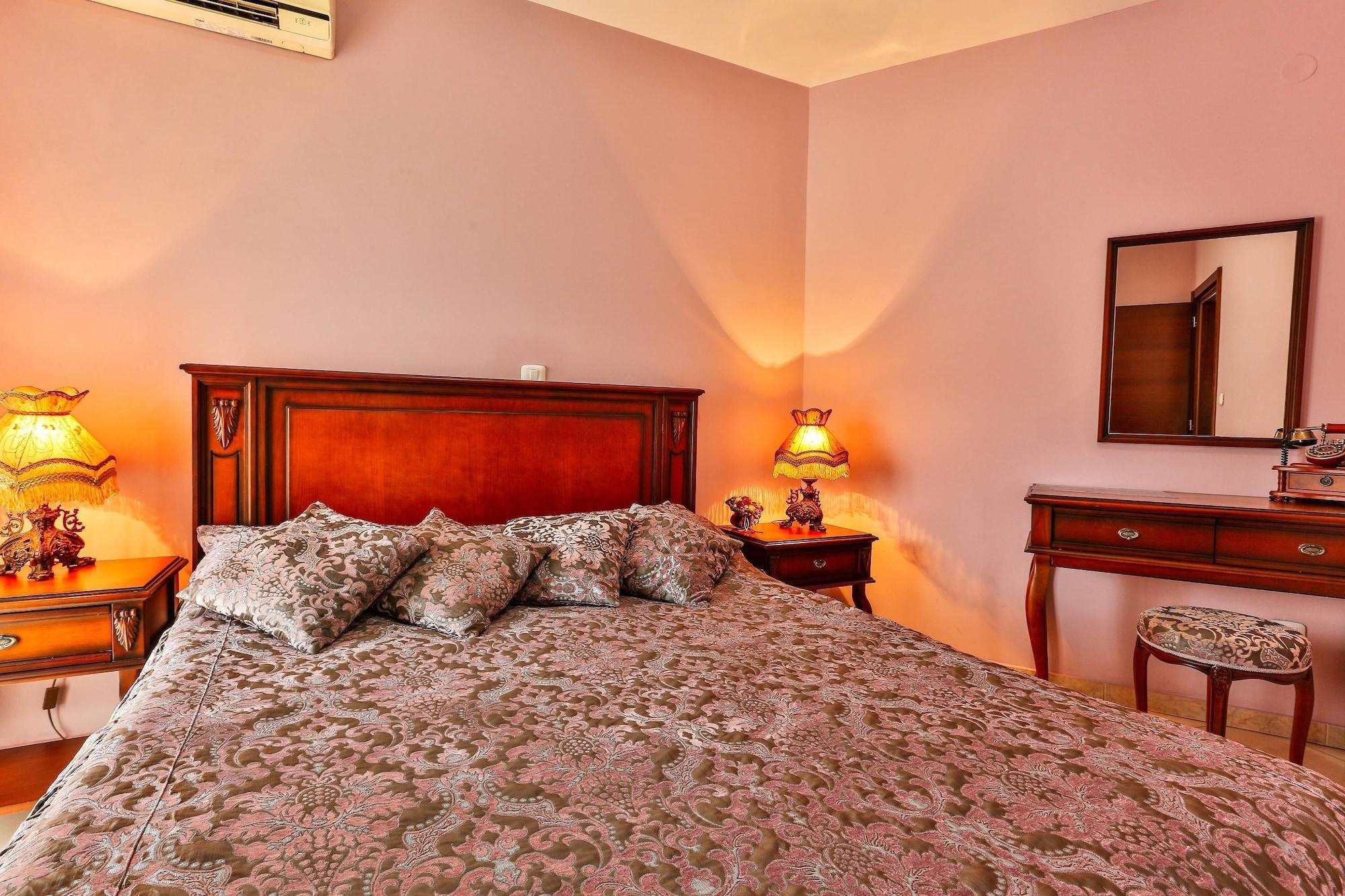בודווה Villa Imperija Guesthouse מראה חיצוני תמונה