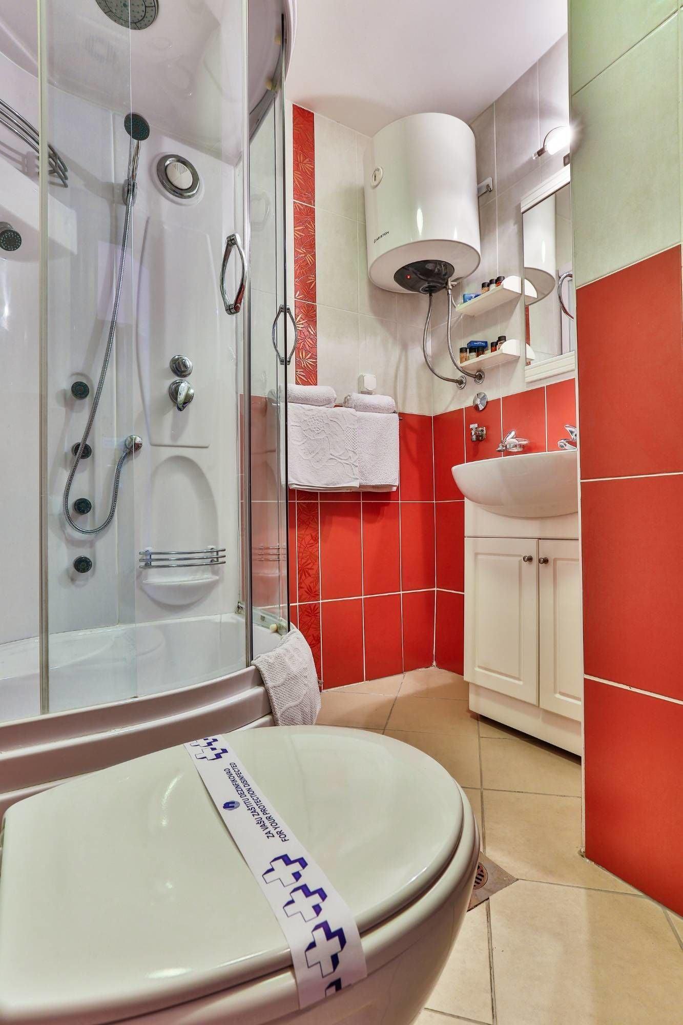 בודווה Villa Imperija Guesthouse מראה חיצוני תמונה